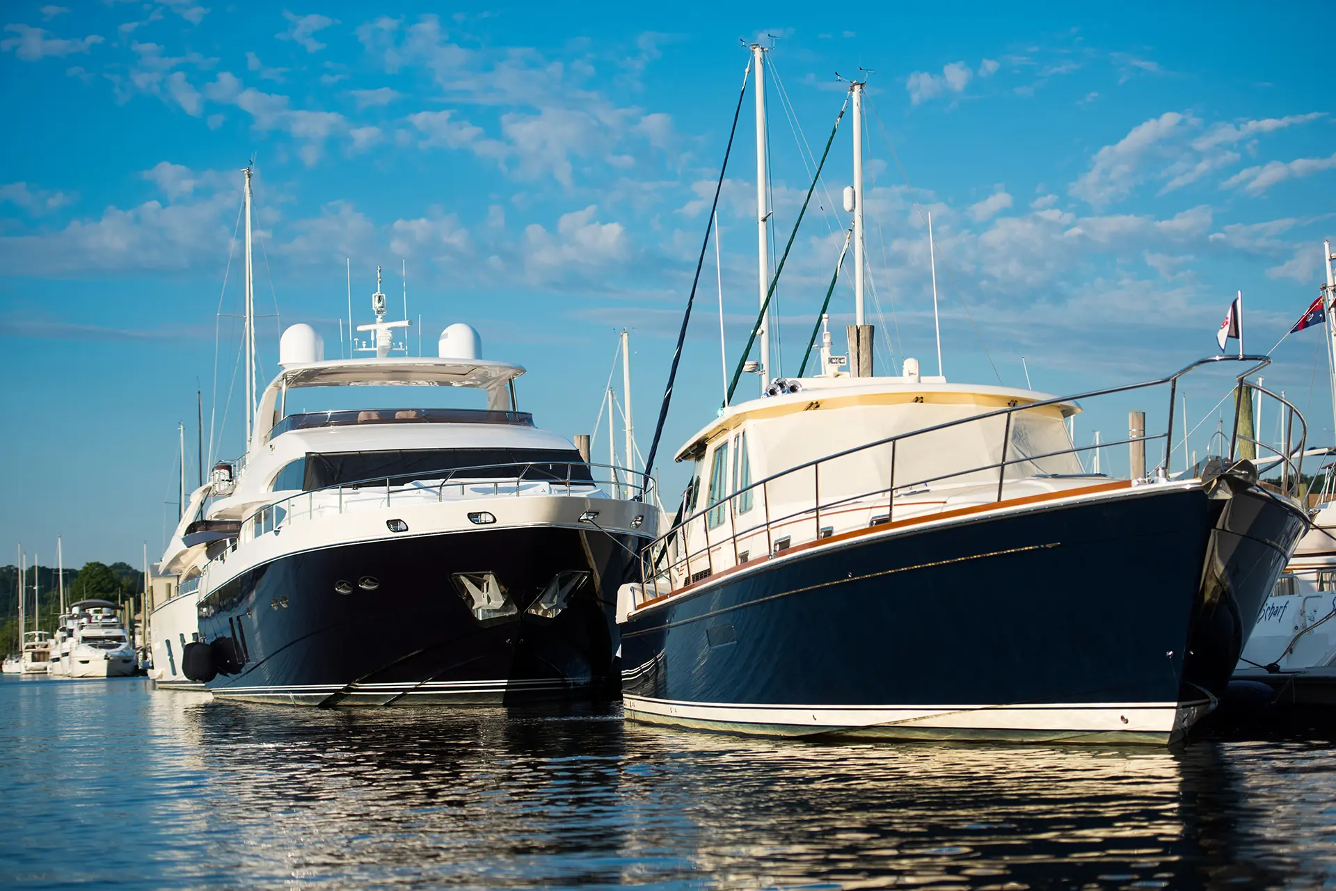 Cruising vs. Sportfishing: Which Yacht Type Fits Your Lifestyle?