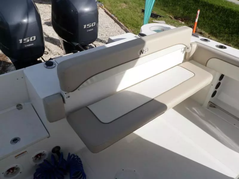2015 NauticStar 2500 XS Center Console