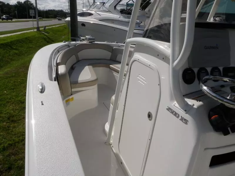 2015 NauticStar 2500 XS Center Console
