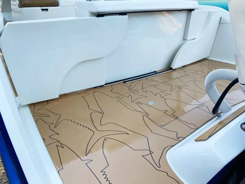 Transom Doors Closed