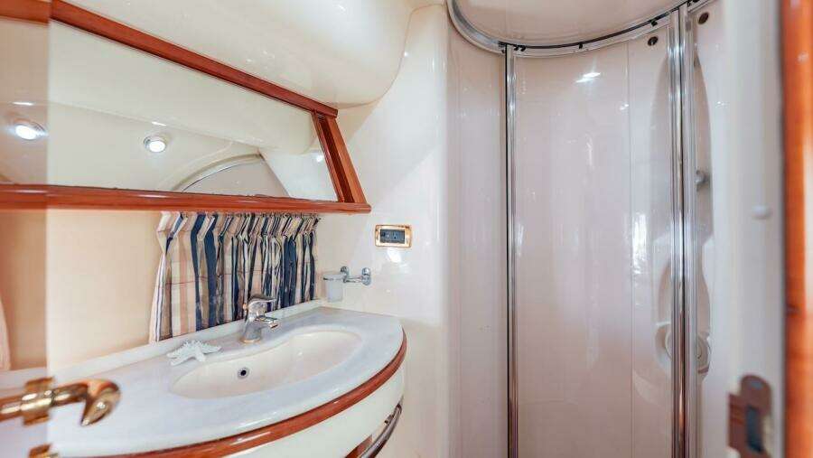 2007 Azimut Evolution