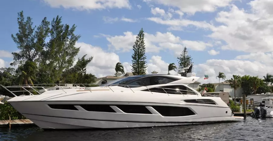 2018 Sunseeker Predator