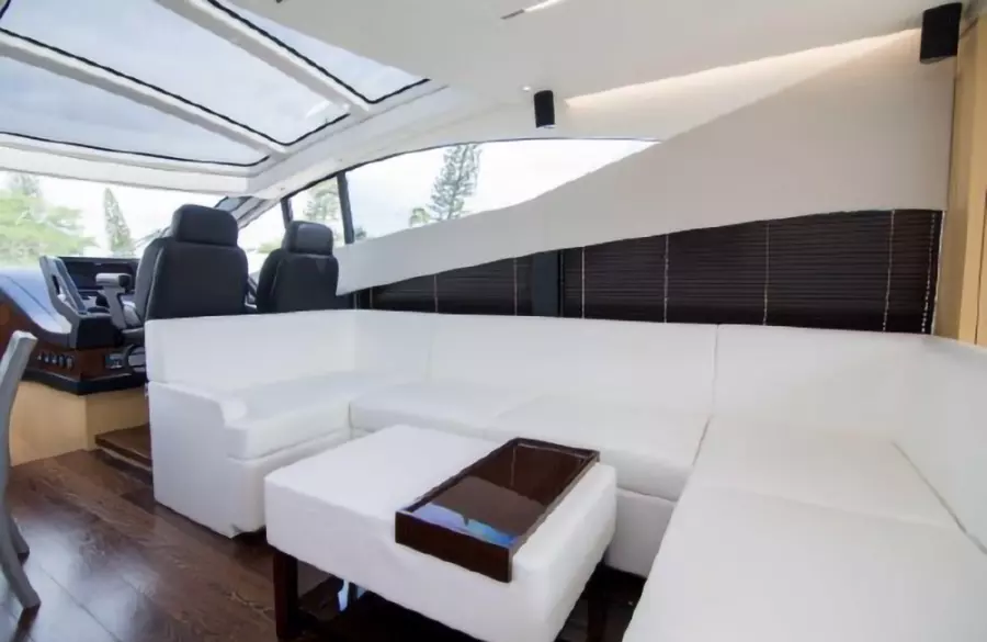 2018 Sunseeker Predator