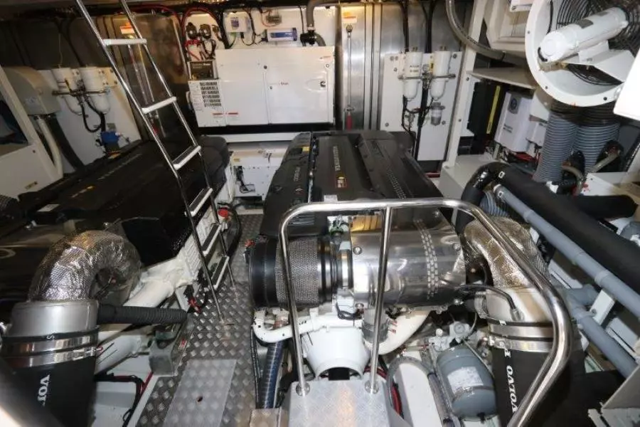 2017 Prestige Motoryacht