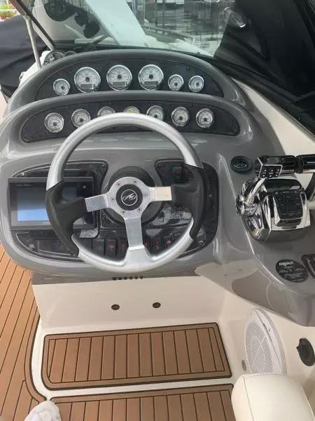 2008 Monterey 318SSX Super Sport