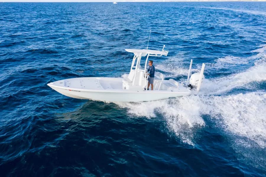 2026 Yellowfin 24 Bay CE