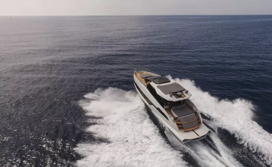 2021 Astondoa 655 Coupe