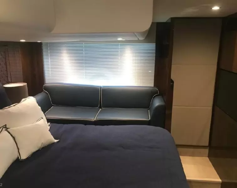 2018 Fairline 53 Targa Open 25