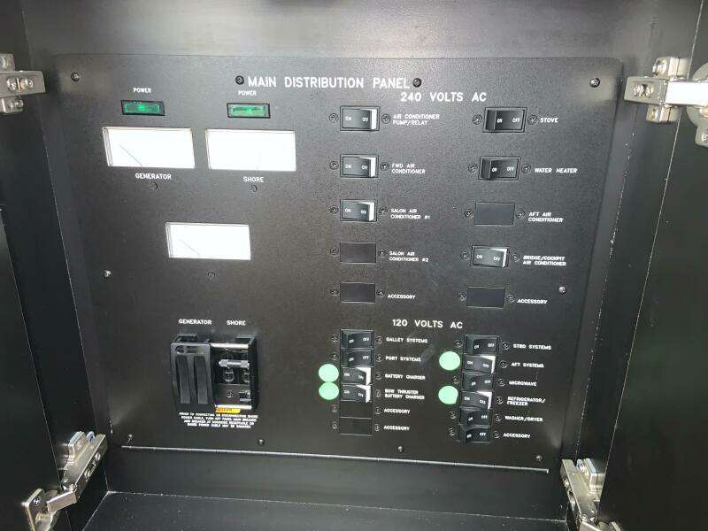 2005 Sea Ray 500 Sundancer