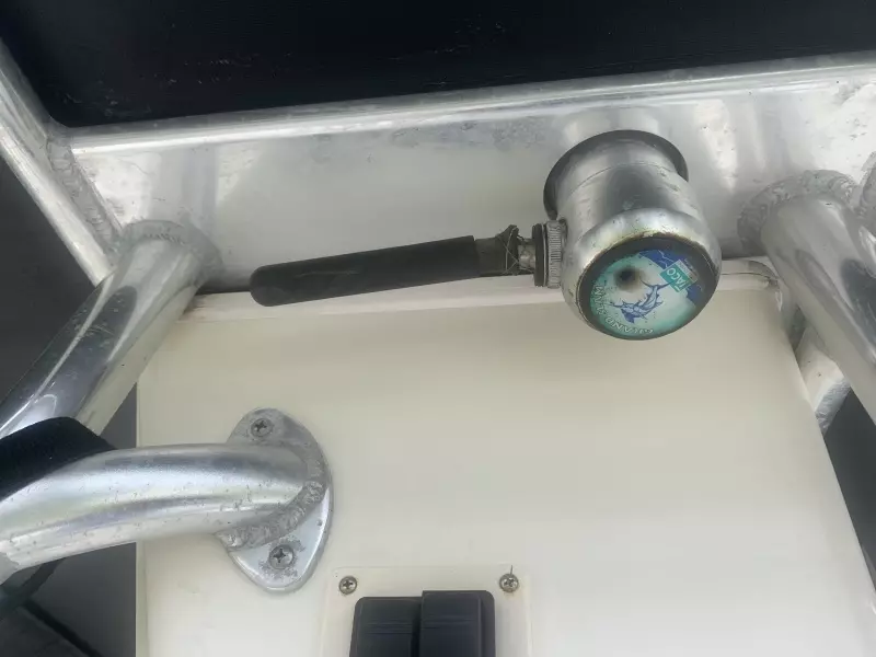 2006 Albemarle 242 Center Console