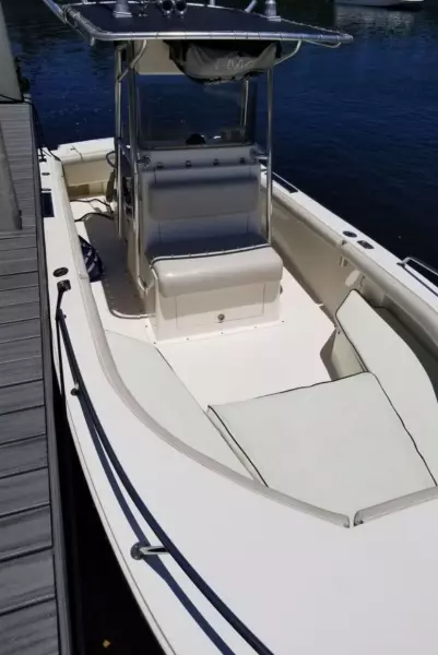 2006 Albemarle 242 Center Console