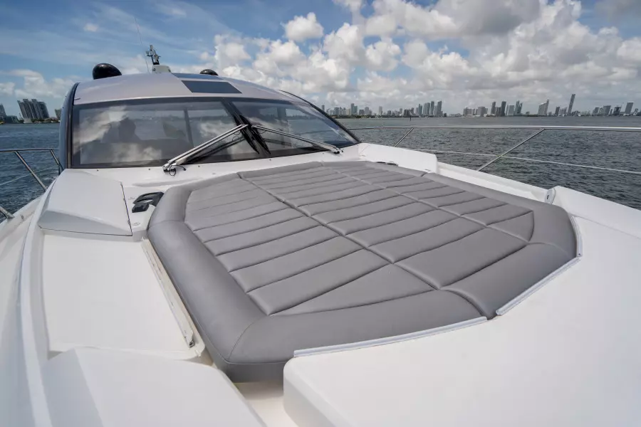 2019 Sunseeker Predator