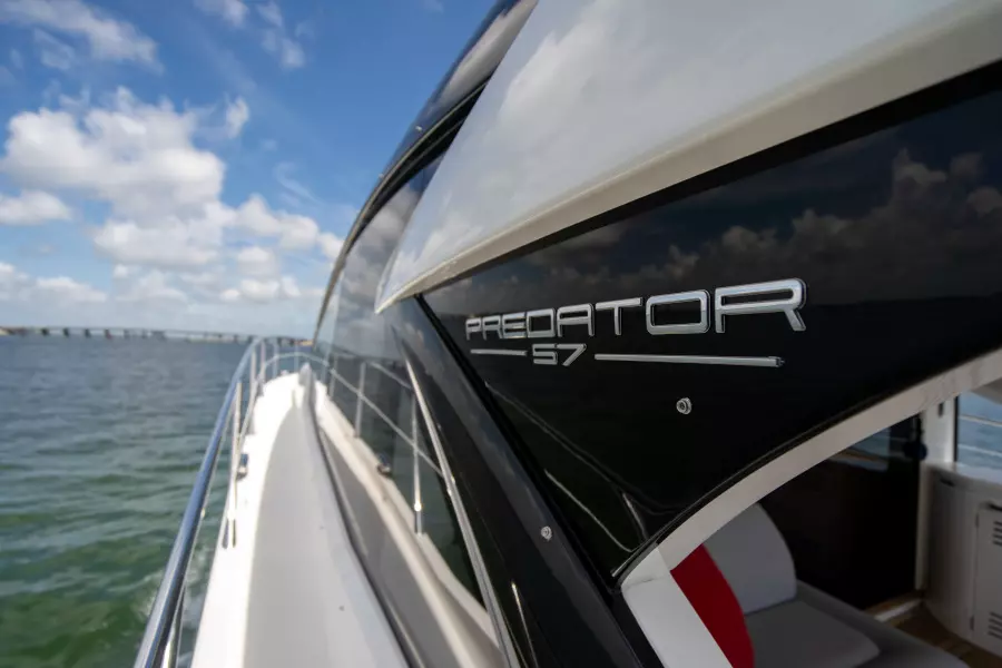 2019 Sunseeker Predator