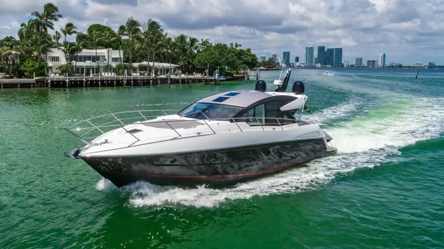 2019 Sunseeker Predator