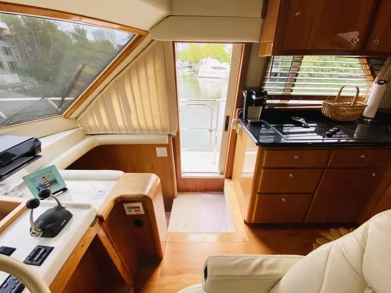 2003 Navigator 5700 Rival