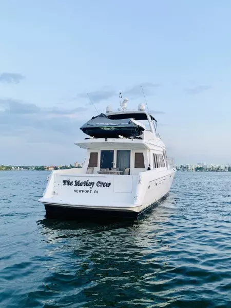 2003 Navigator 5700 Rival