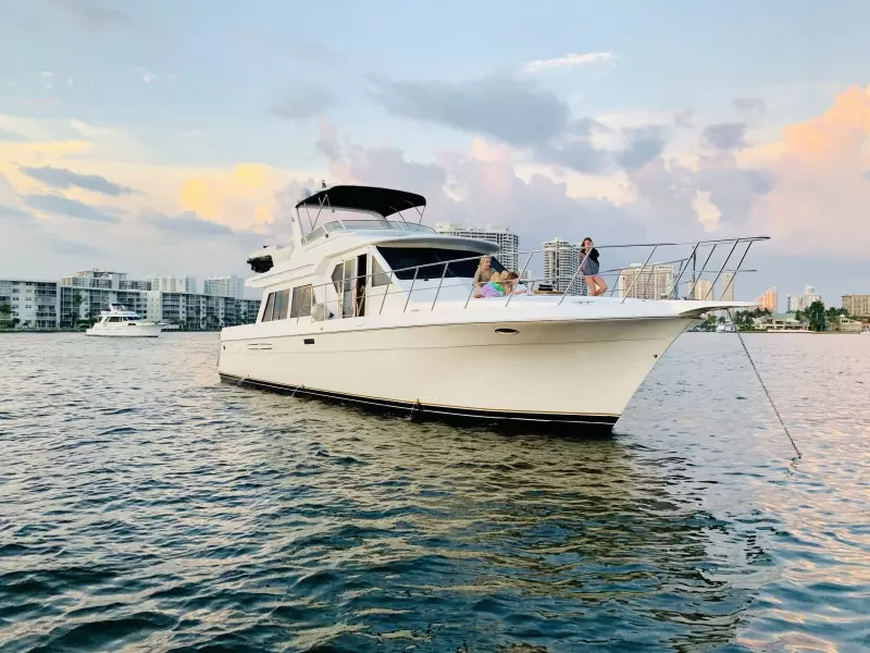 2003 Navigator 5700 Rival