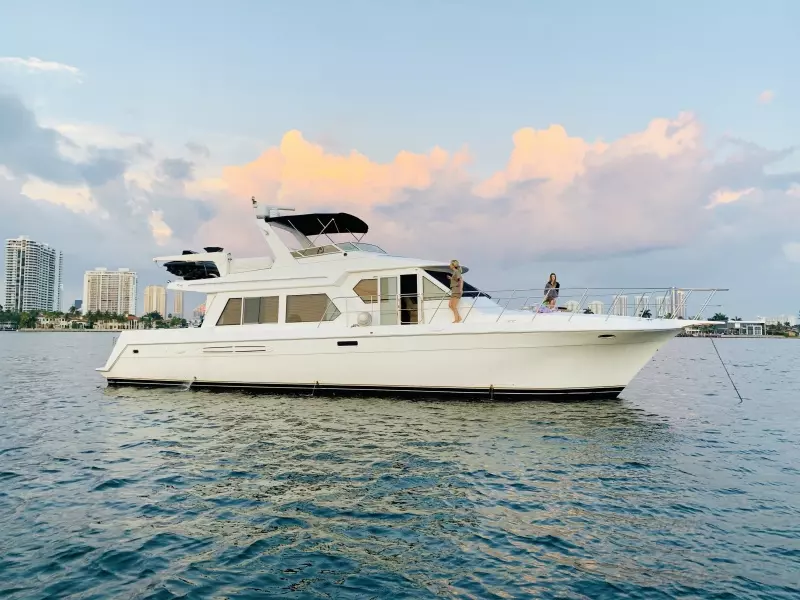 2003 Navigator 5700 Rival