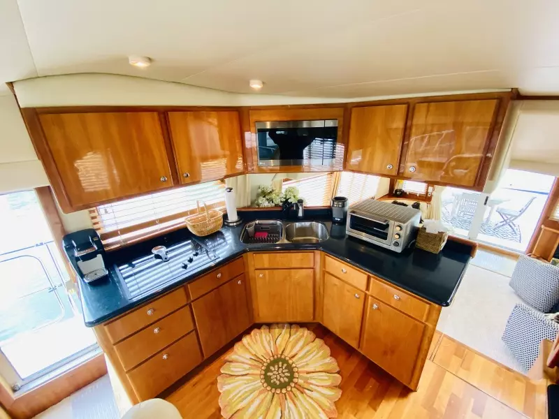 2003 Navigator 5700 Rival