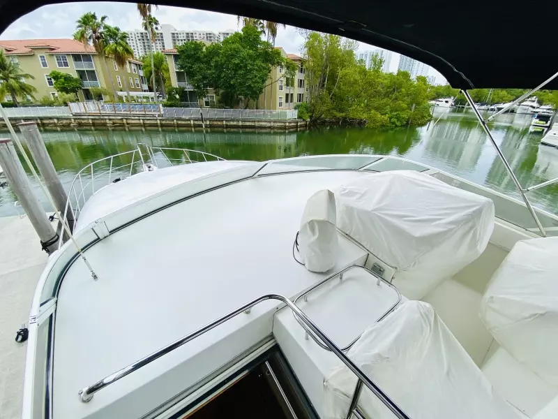 2003 Navigator 5700 Rival