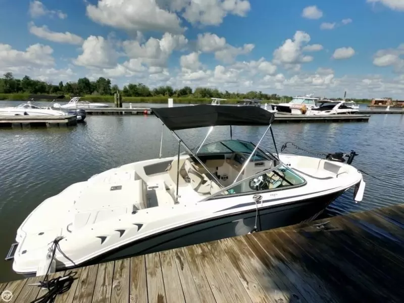 2014 Chaparral 21 Ski & Fish H20