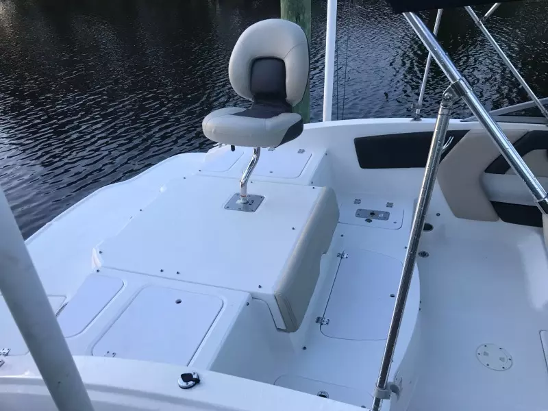 2014 Chaparral 21 Ski & Fish H20