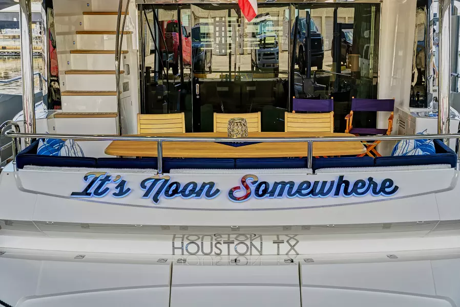 2019 Sunseeker 86 Yacht