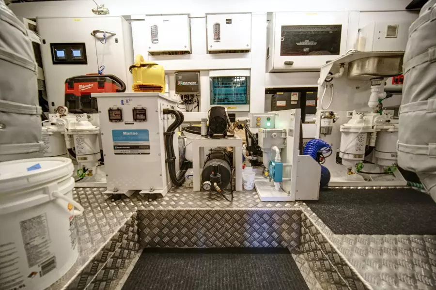 2019 Sunseeker 86 Yacht