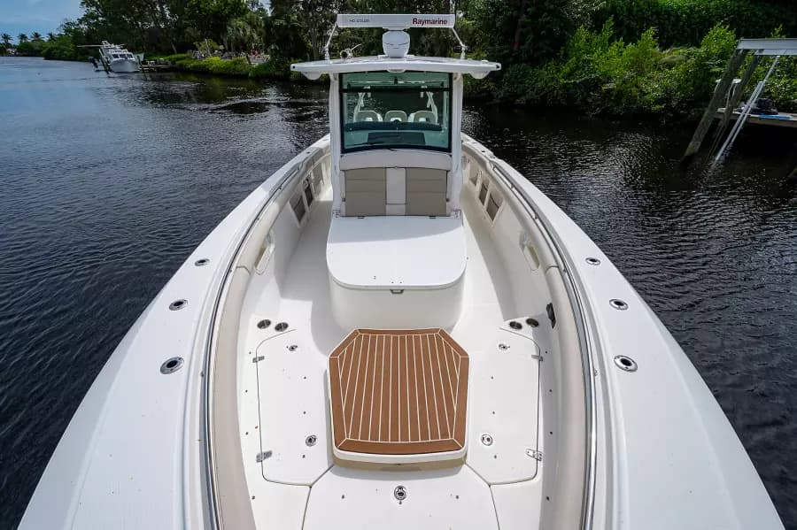 2017 Boston Whaler 370 Outrage