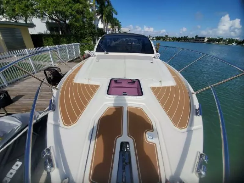 2013 Azimut Atlantis 38