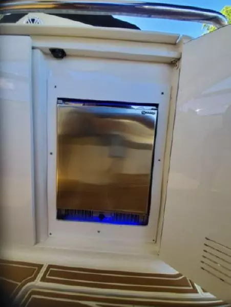 2013 Azimut Atlantis 38