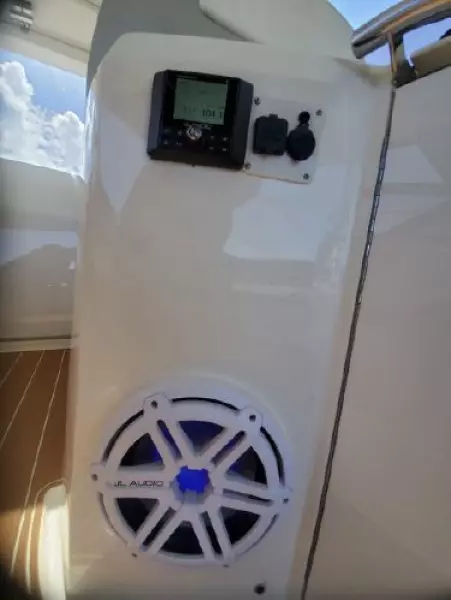 2013 Azimut Atlantis 38