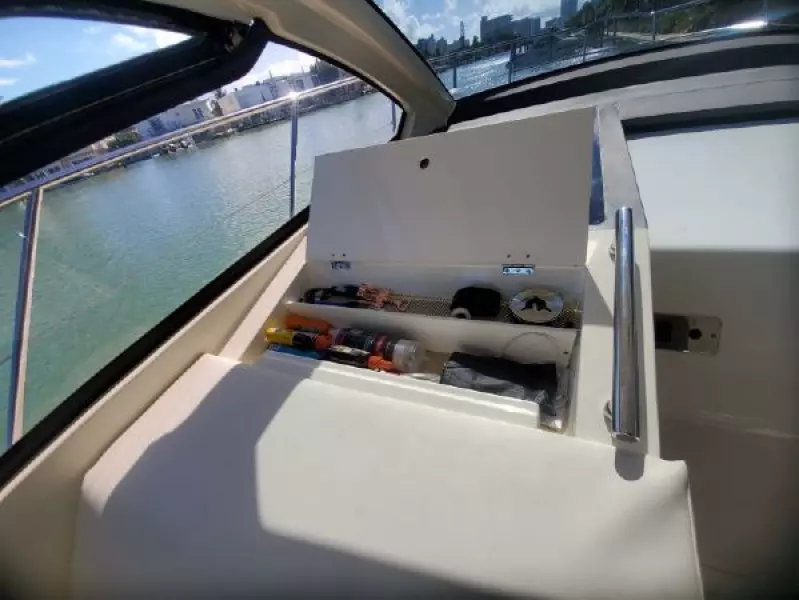 2013 Azimut Atlantis 38