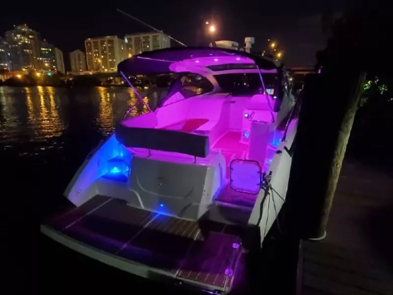 2013 Azimut Atlantis 38