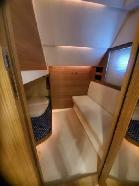 2013 Azimut Atlantis 38