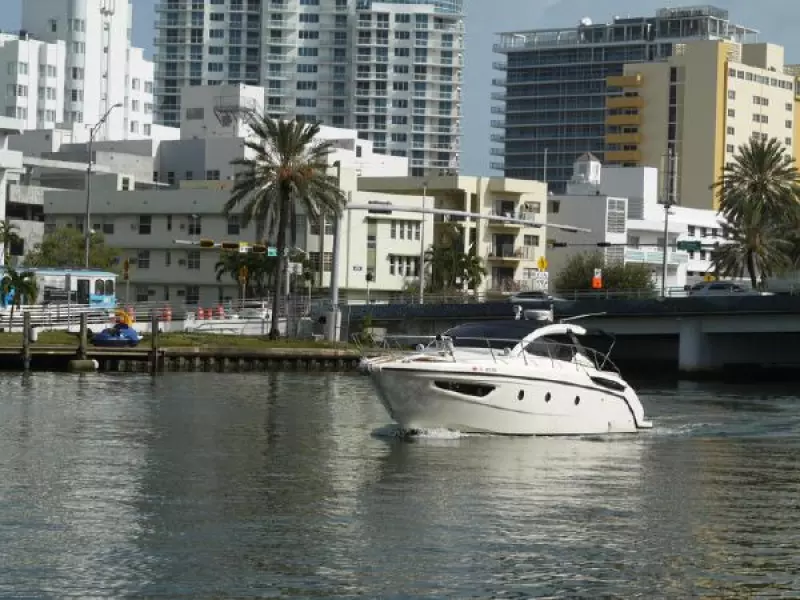 2013 Azimut Atlantis 38