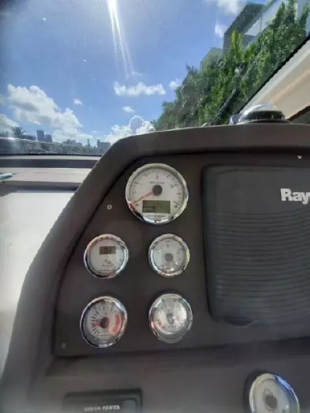 2013 Azimut Atlantis 38