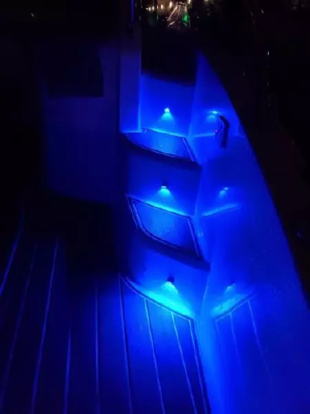 2013 Azimut Atlantis 38