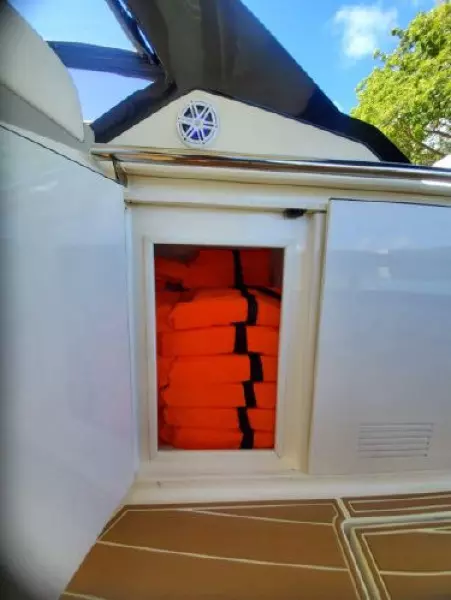 2013 Azimut Atlantis 38