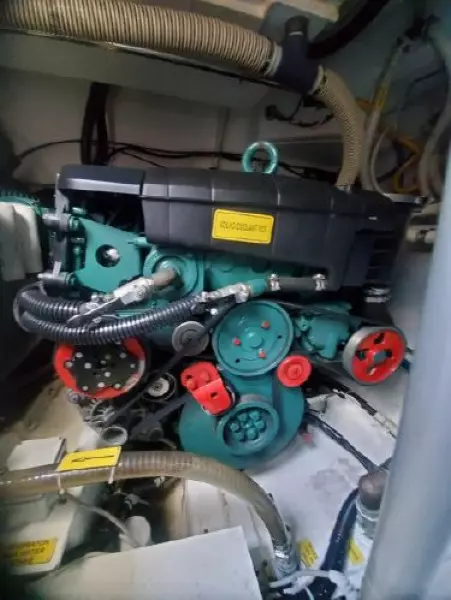 2013 Azimut Atlantis 38