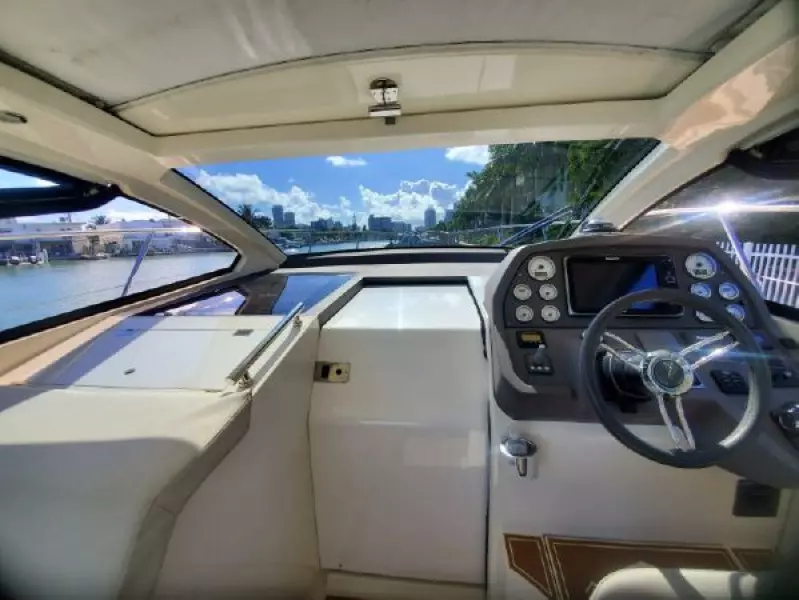 2013 Azimut Atlantis 38
