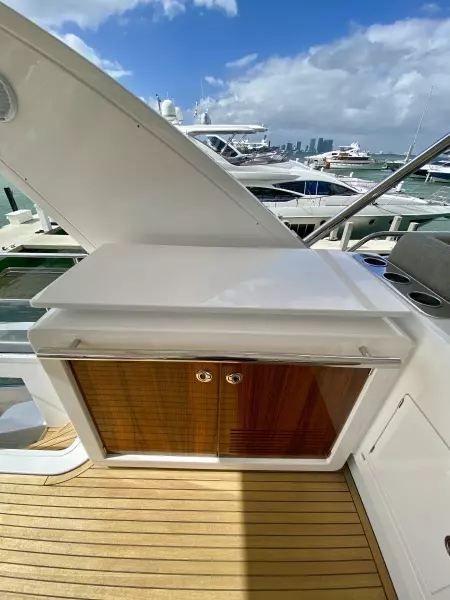 2018 Azimut Flybridge