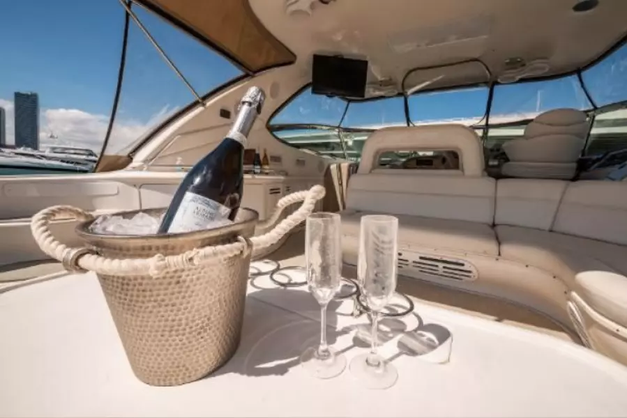 2000 Sea Ray 540 Sundancer