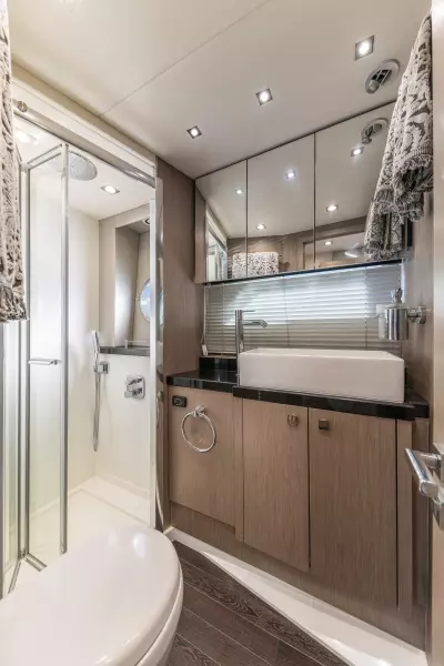 2017 Sunseeker Predator