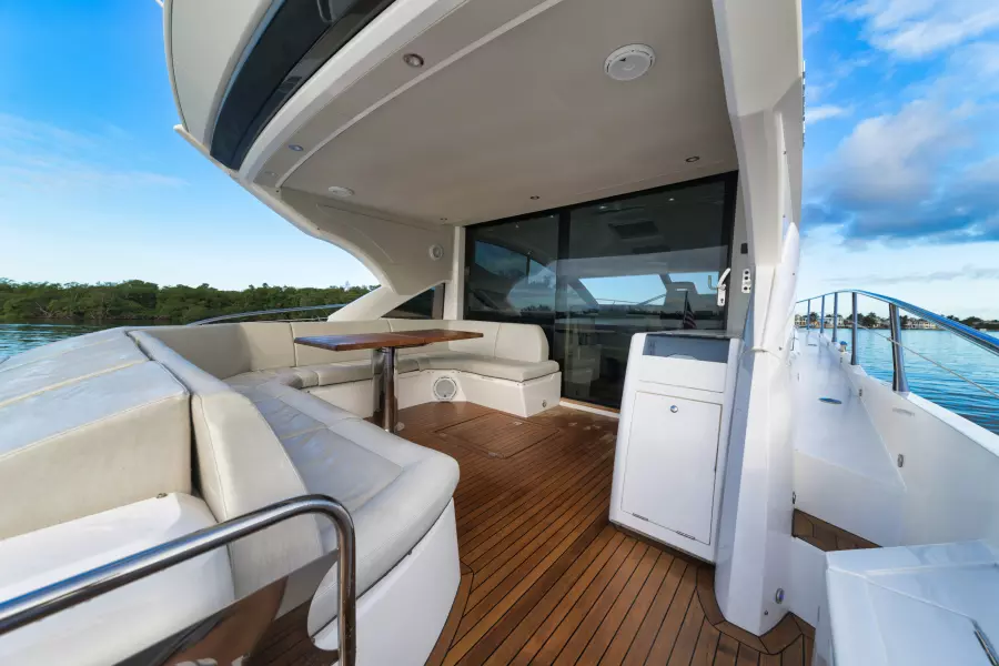 2017 Sunseeker Predator
