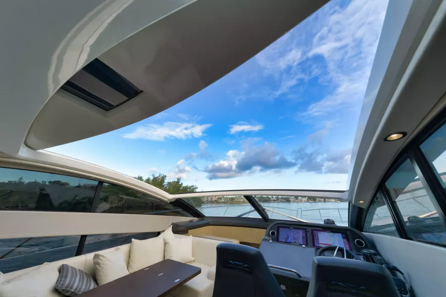 2017 Sunseeker Predator