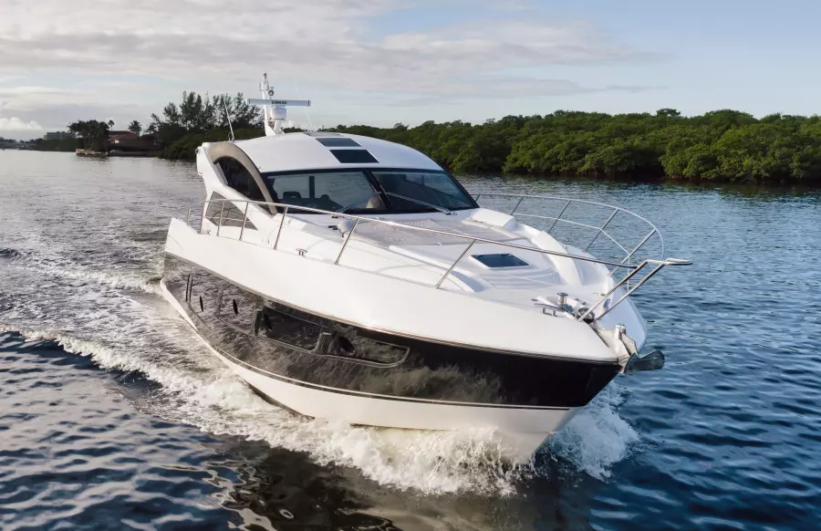 2017 Sunseeker Predator