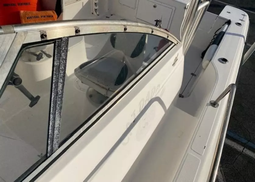 2001 Century 2300 Walkaround