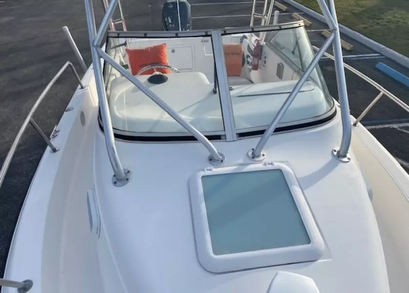 2001 Century 2300 Walkaround