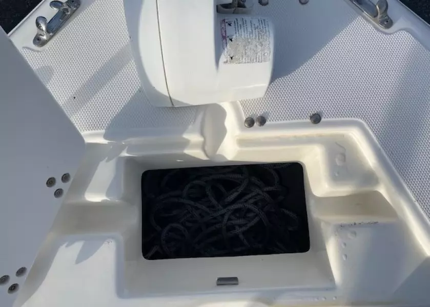 2001 Century 2300 Walkaround